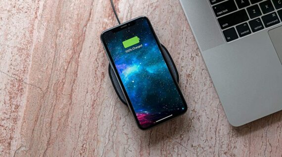 Base de Carga Inalámbrica Universal Mophie para dispositivos Apple - Inicio VI - monitores.com.co Base de Carga Inalámbrica Universal Mophie para dispositivos Apple - Inicio VI - monitores.com.co