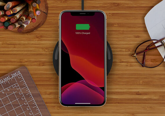 Belkin BOOST↑CHARGE™ - Base de carga inalámbrica de 10 W - Inicio VI - monitores.com.co Belkin BOOST↑CHARGE™ - Base de carga inalámbrica de 10 W - Inicio VI - monitores.com.co